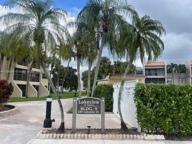 230 Lakeview Dr  APT 109 Weston Florida United States, for Sale, residential, Radmila Mandel, Florida Sky Realty Group