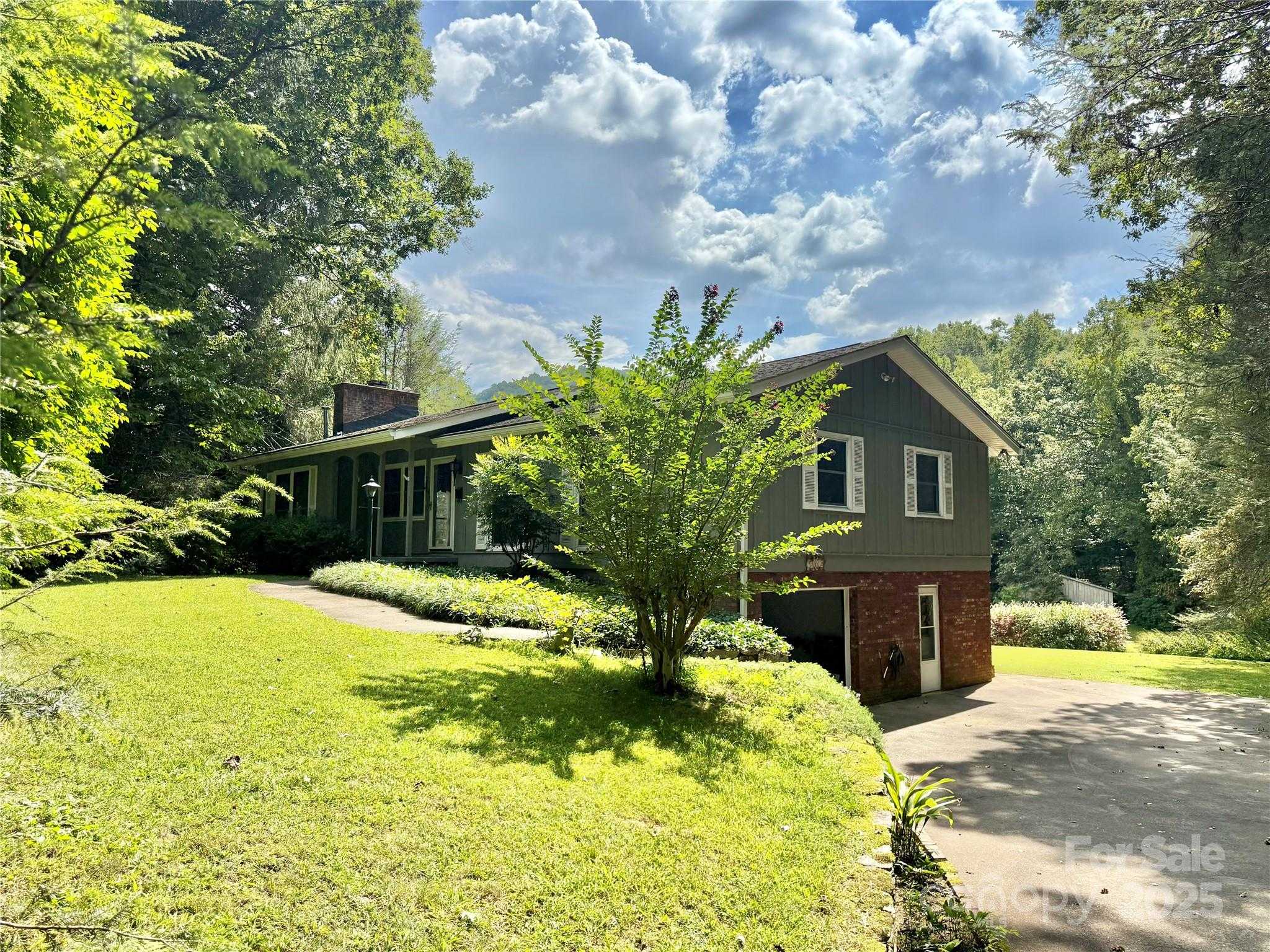 516 Averys Creek Road Arden North Carolina United States, for Sale, residential, Toby Davis, RE/MAX RESULTS REALTY