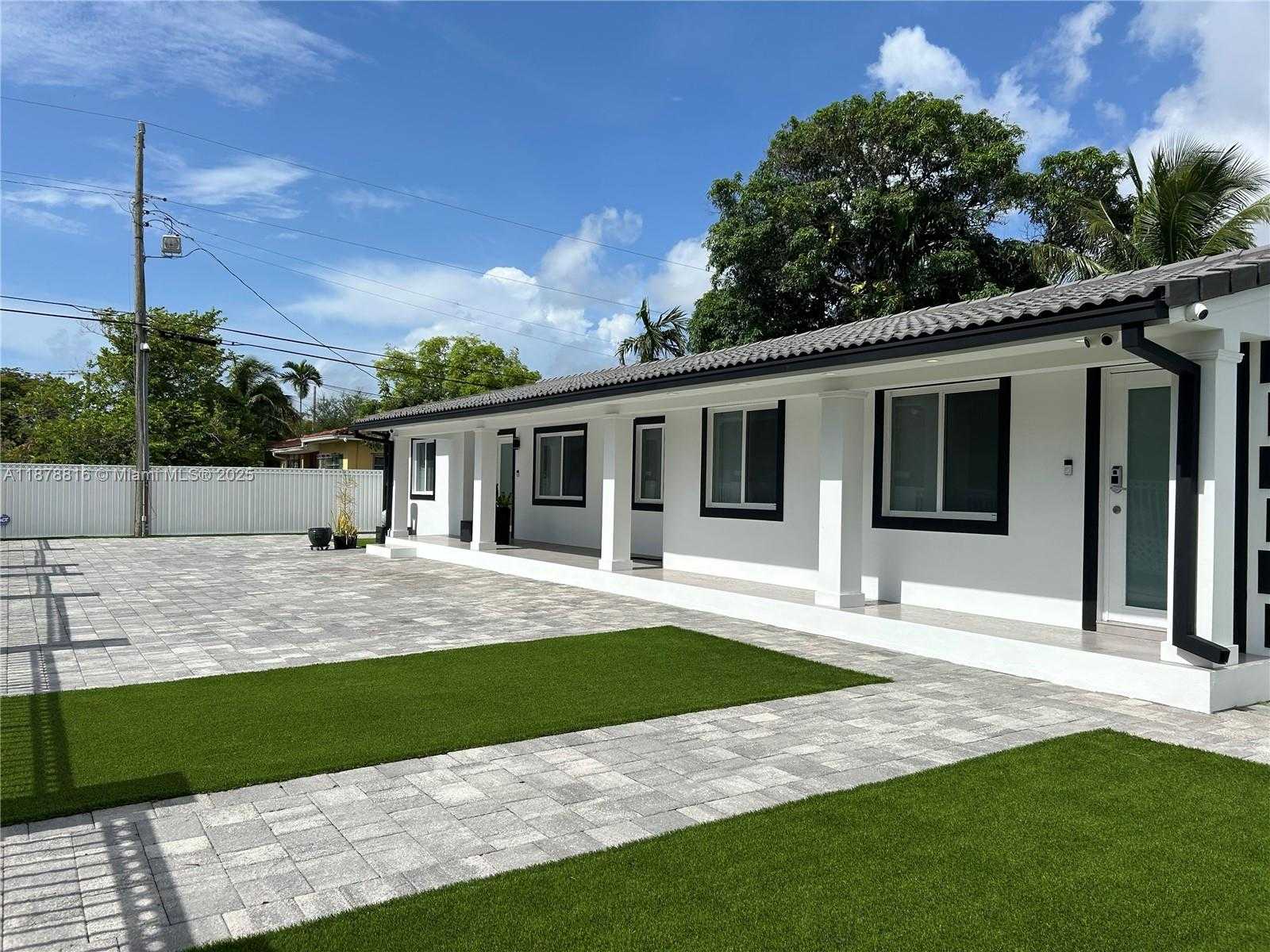 400 SW 47th Ave Miami Florida United States, for Sale, residential, Demo Agent, InCom Real Estate - Sample Office 