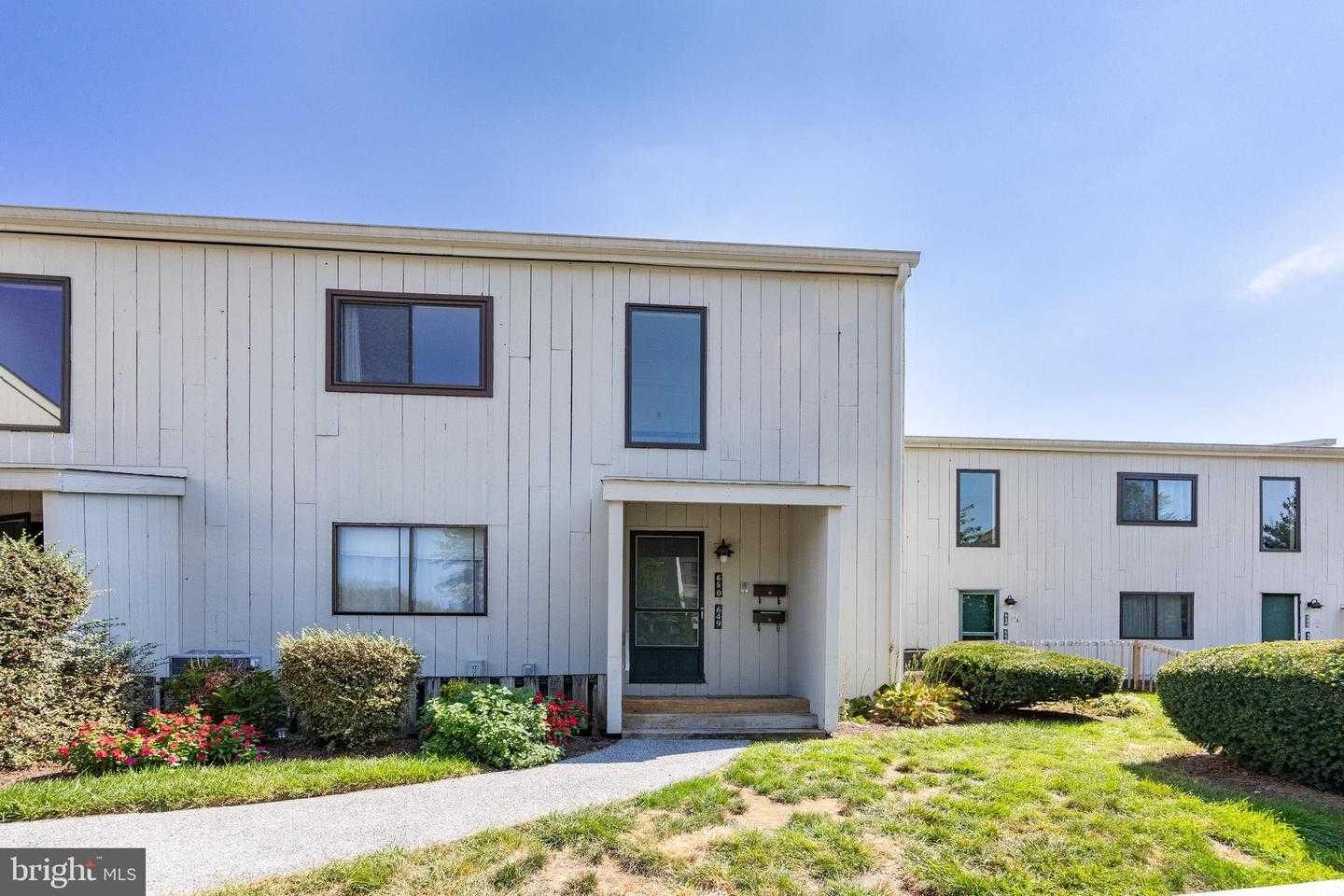 650 SUMMIT HOUSE  APT 650 West Chester Pennsylvania United States, for Sale, residential,  , Swayne Real Estate Group