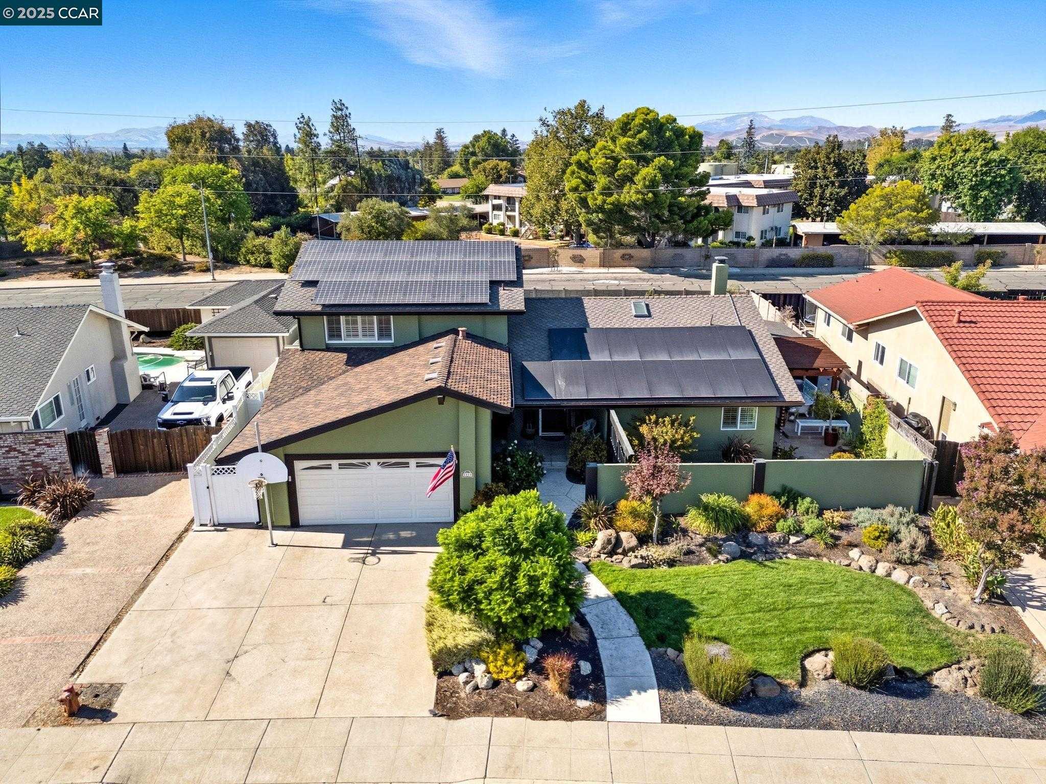 1110 Lomitas Ave Livermore California United States, for Sale, residential, Miranda Mattos, Compass Realty 