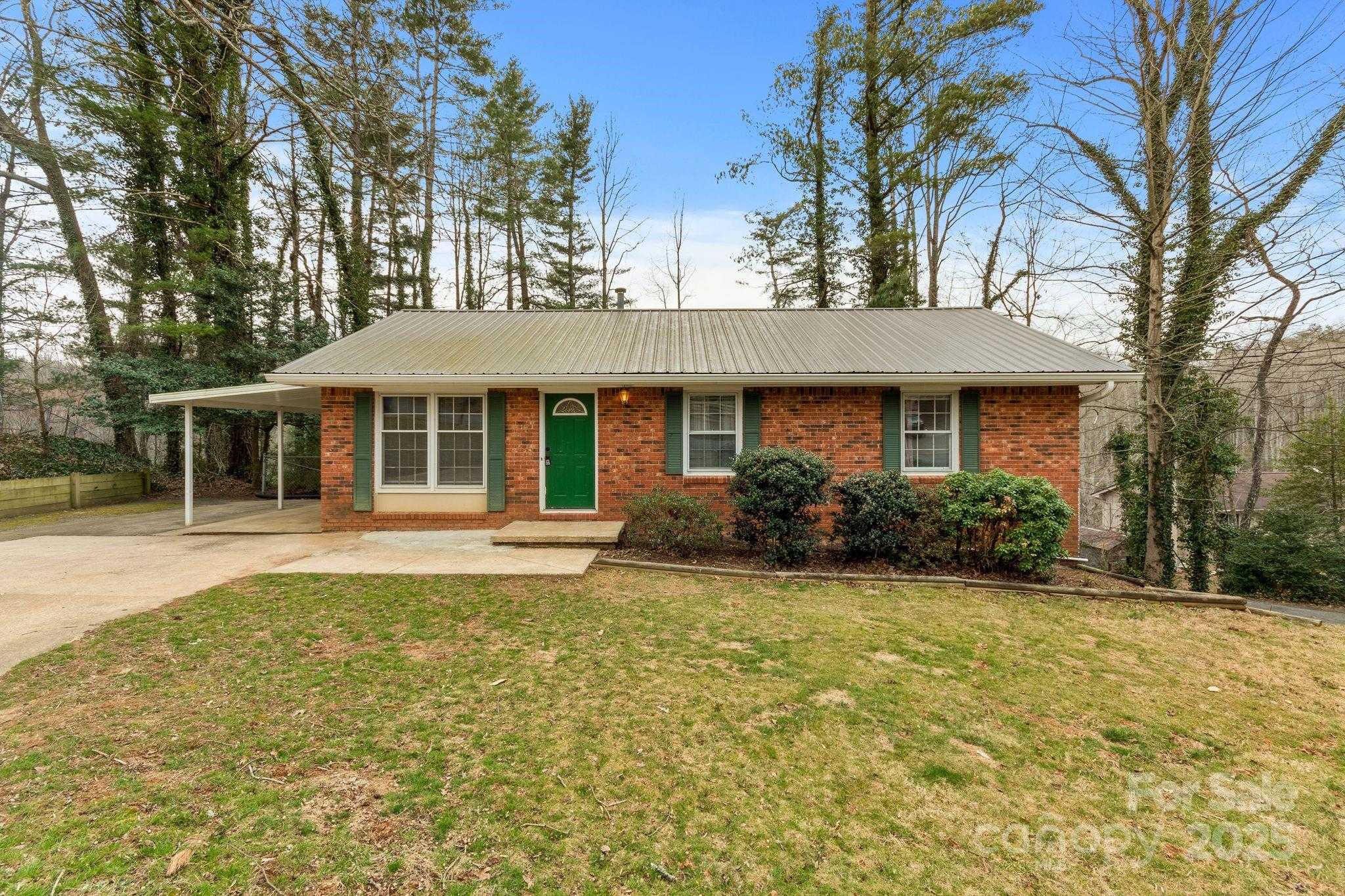 14 Ridge Place Arden North Carolina United States, for Sale, residential, Toby Davis, RE/MAX RESULTS REALTY