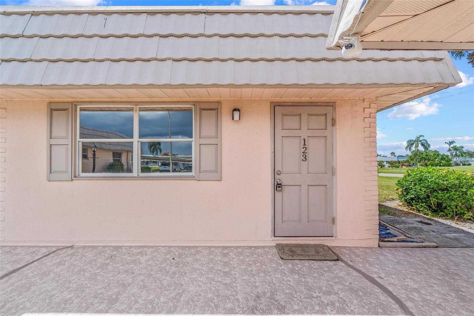 201 BEDFORD TRAIL APT 123 Sun City Center Florida United States, for Sale, residential,  , Ivy League Realty
