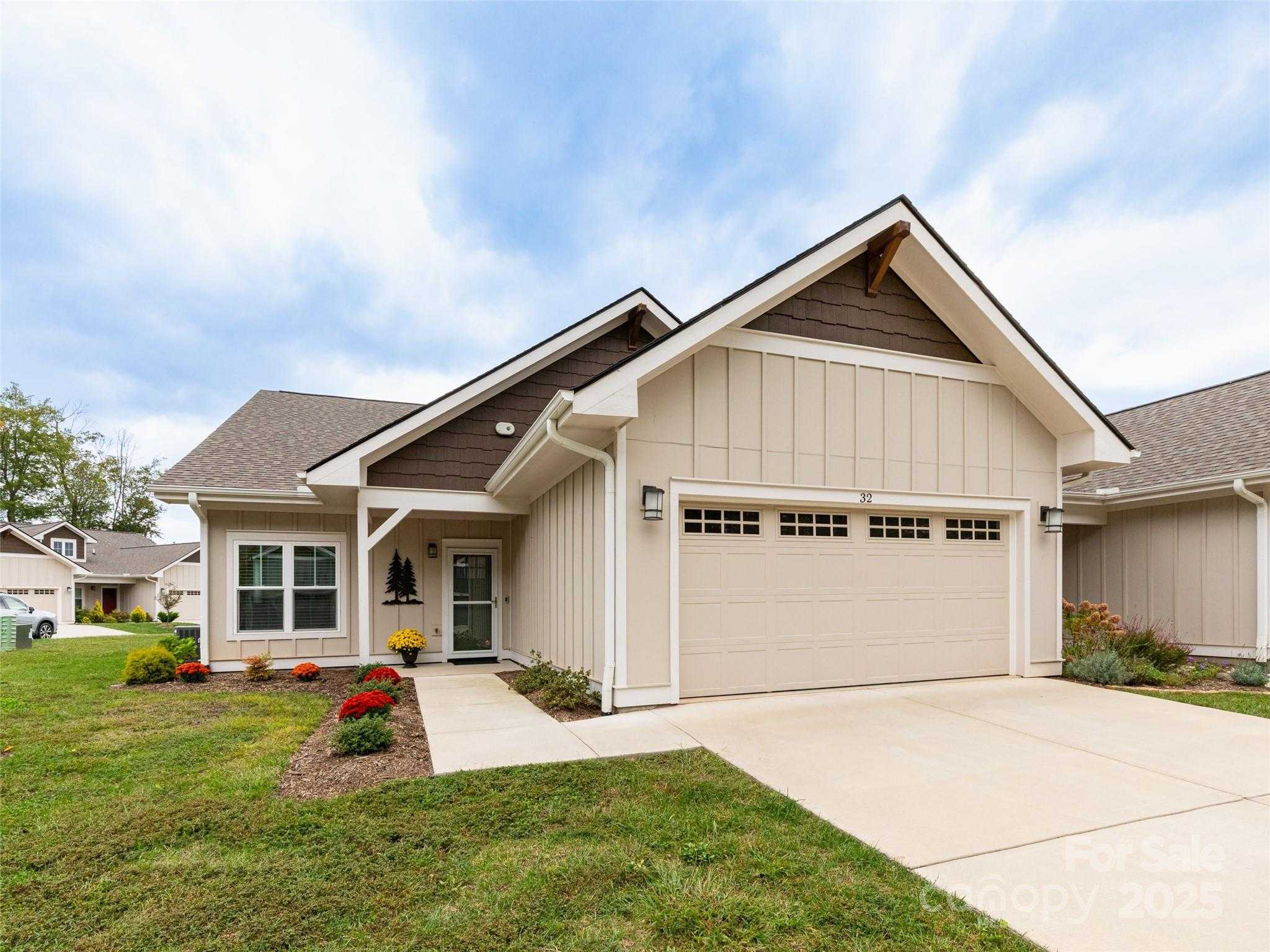 32 Cozy Cottage Way Arden North Carolina United States, for Sale, residential, Toby Davis, RE/MAX RESULTS REALTY