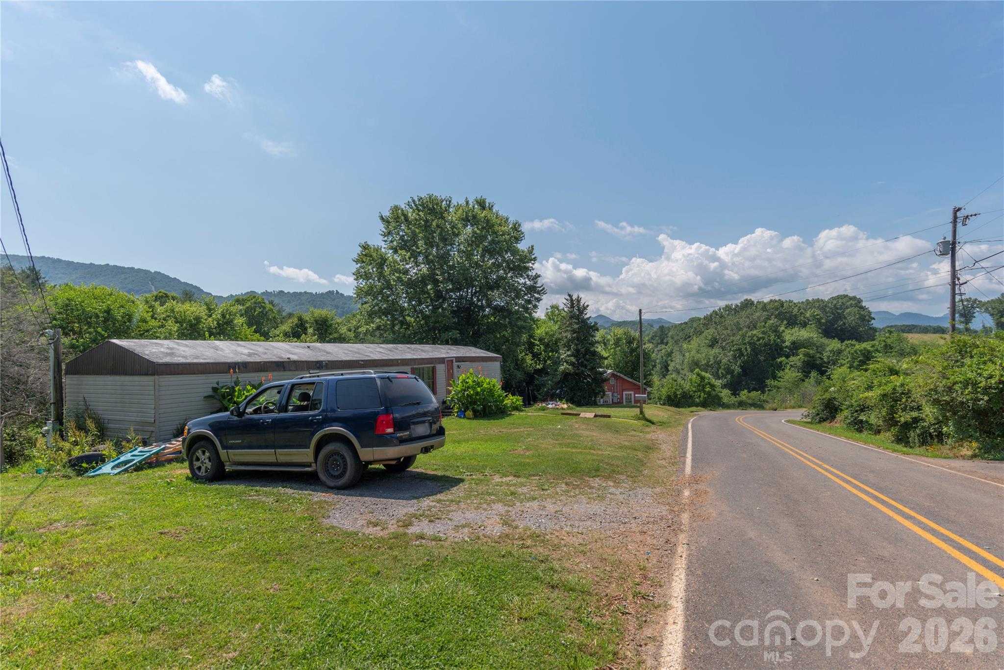 492 Scruggs Circle Canton North Carolina United States, for Sale, residential, Jaci Reynolds, RE/MAX Executive