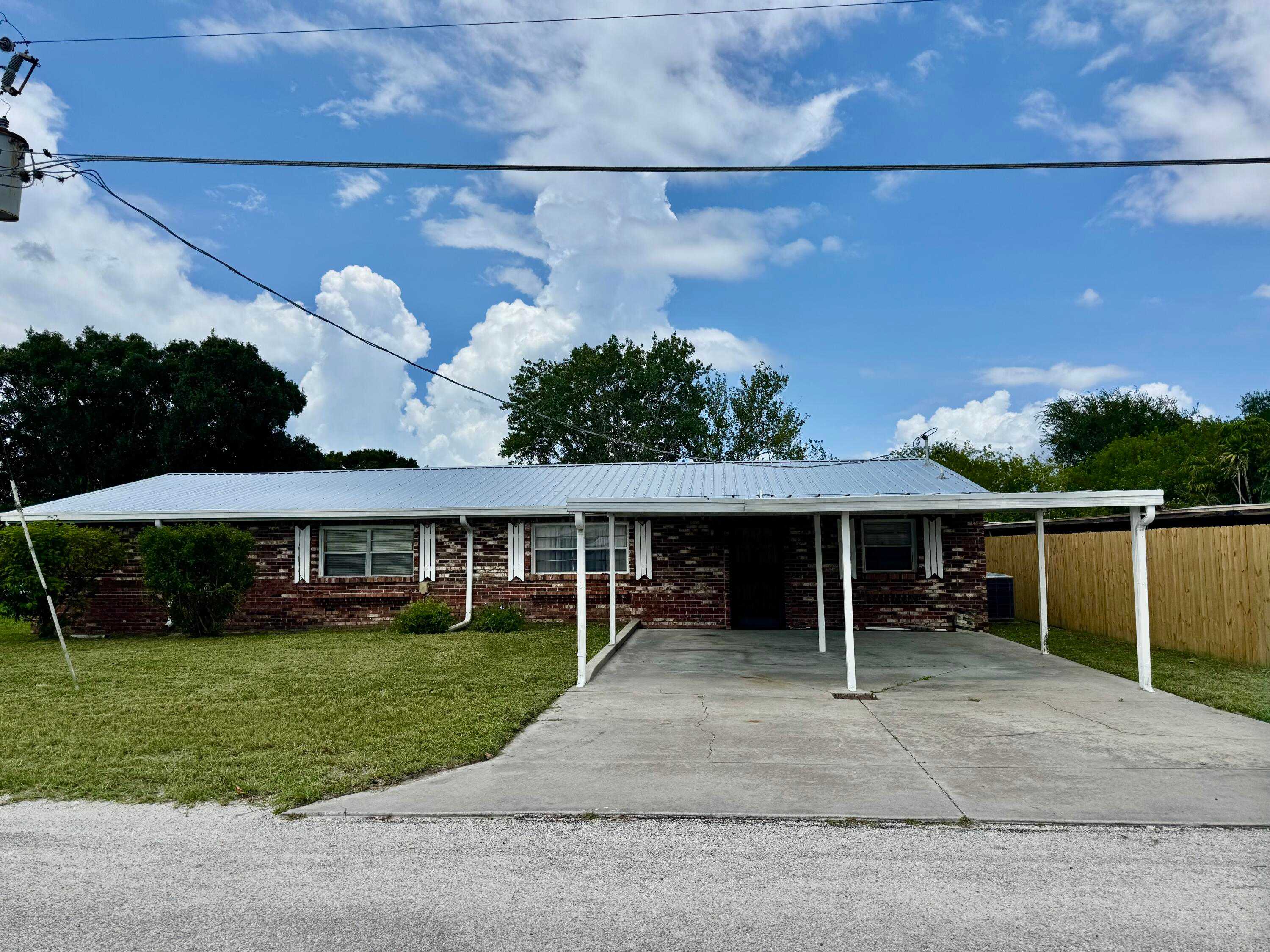 1397 Lake Drive Okeechobee Florida United States, for Sale, residential,  , Mixon Real Estate Group, LLC