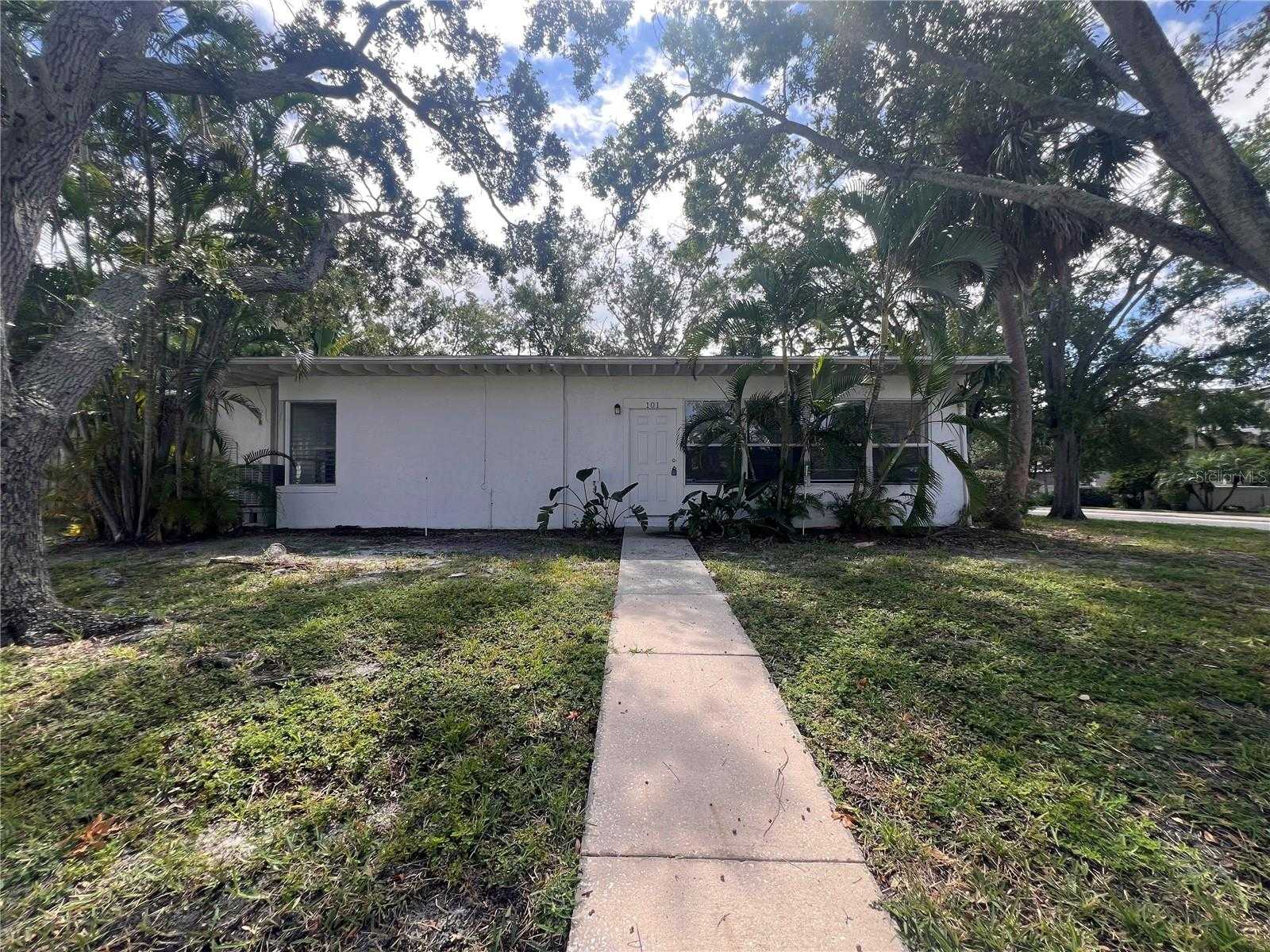 535 MONTEREY BOULEVARD APT 2 St Petersburg Florida United States, for Rent, residential,  , Hook & Ladder Realty of Central Florida LLC