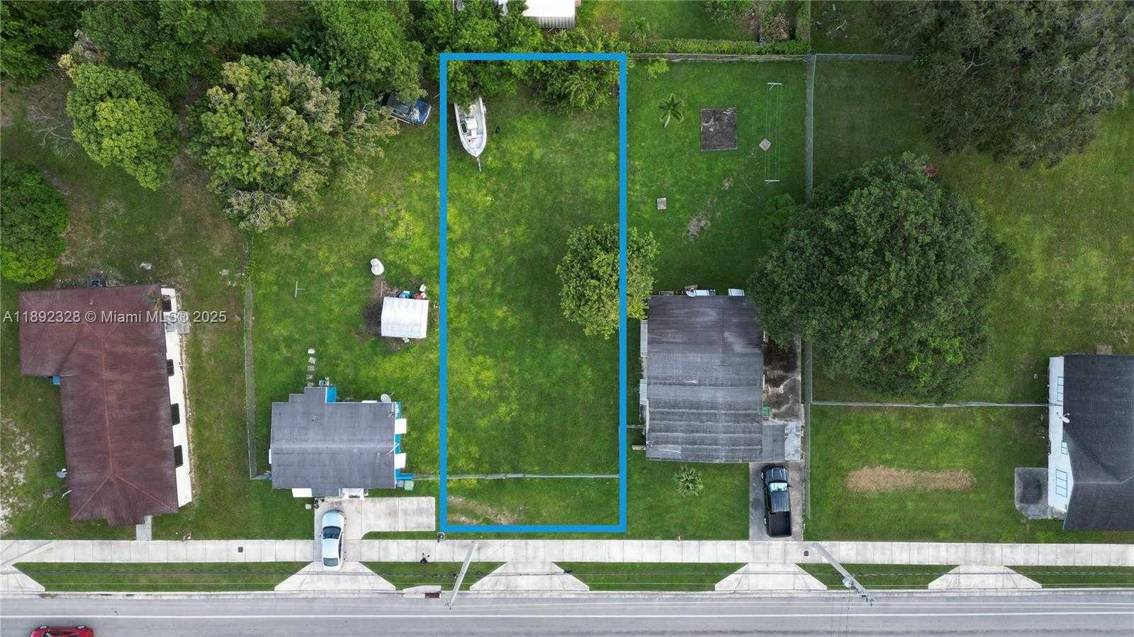 SW Miami Florida United States, for Sale, commercial, Nicholas Clark, Incom New Example Office