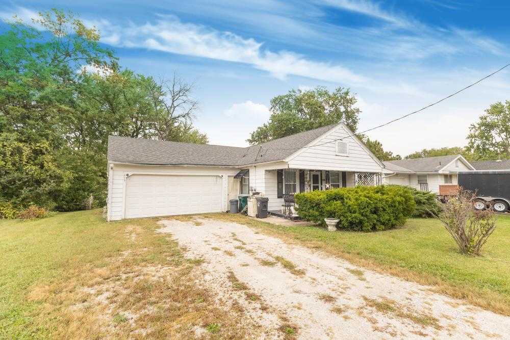 619 Madison Ave. Moberly Missouri United States, Sale Pending, residential,  , CENTURY 21 McKeown & Associates, Inc.