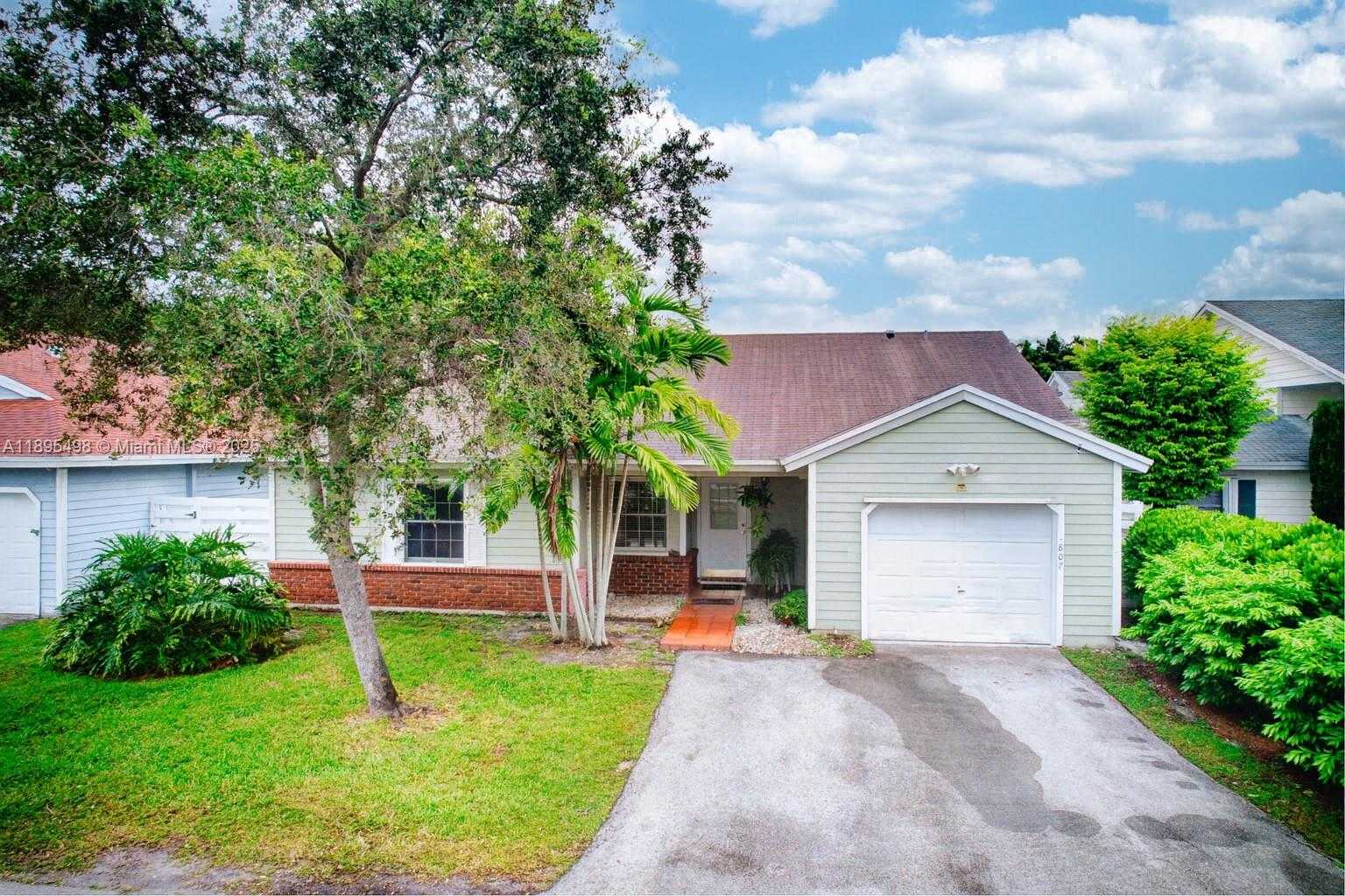 14807 SW 140th Ct Miami Florida United States, for Sale, residential,  , Phoenix Realtors LLC