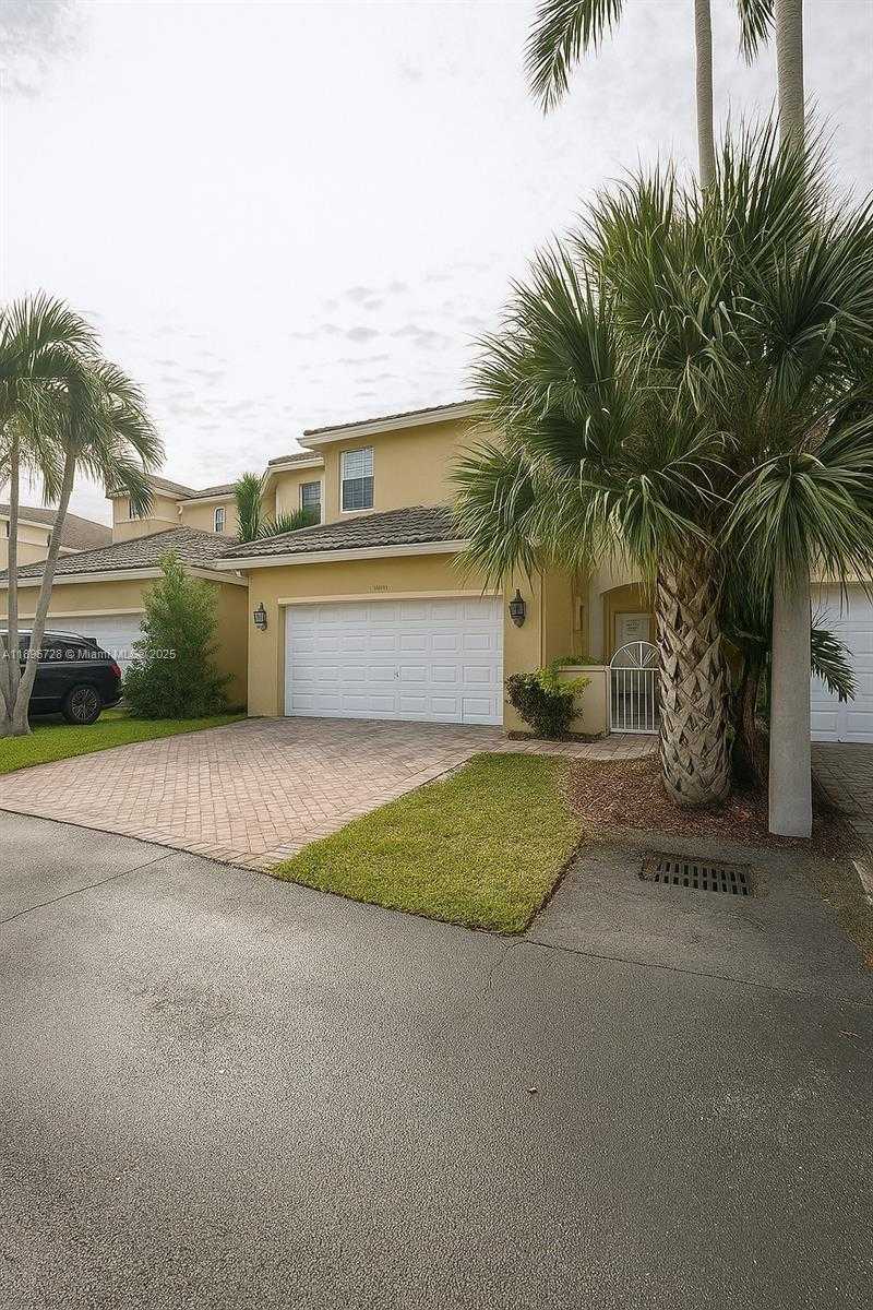 11324 NW 54th Ter Doral Florida United States, for Rent, residential, Roberto Villasmil, Interinvestments Realty, Inc.