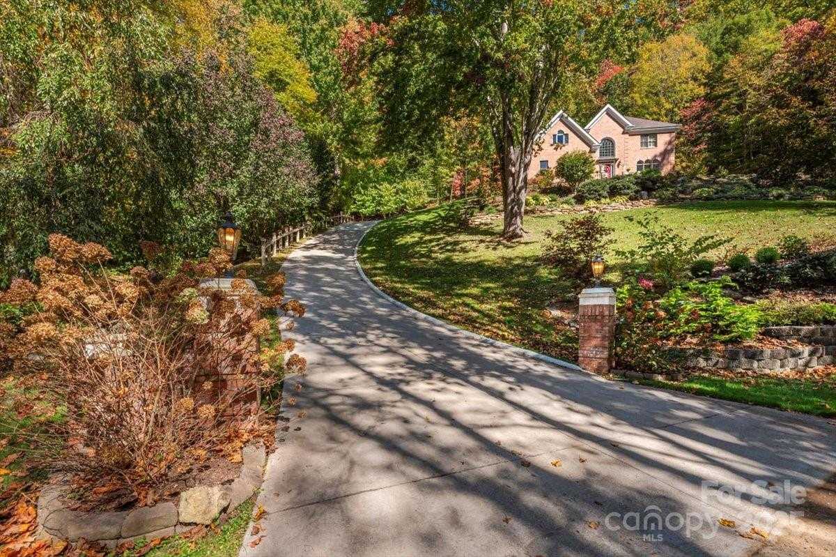 295 Laurel Ridge Drive Waynesville North Carolina United States, for Sale, residential, Jaci Reynolds, RE/MAX Executive