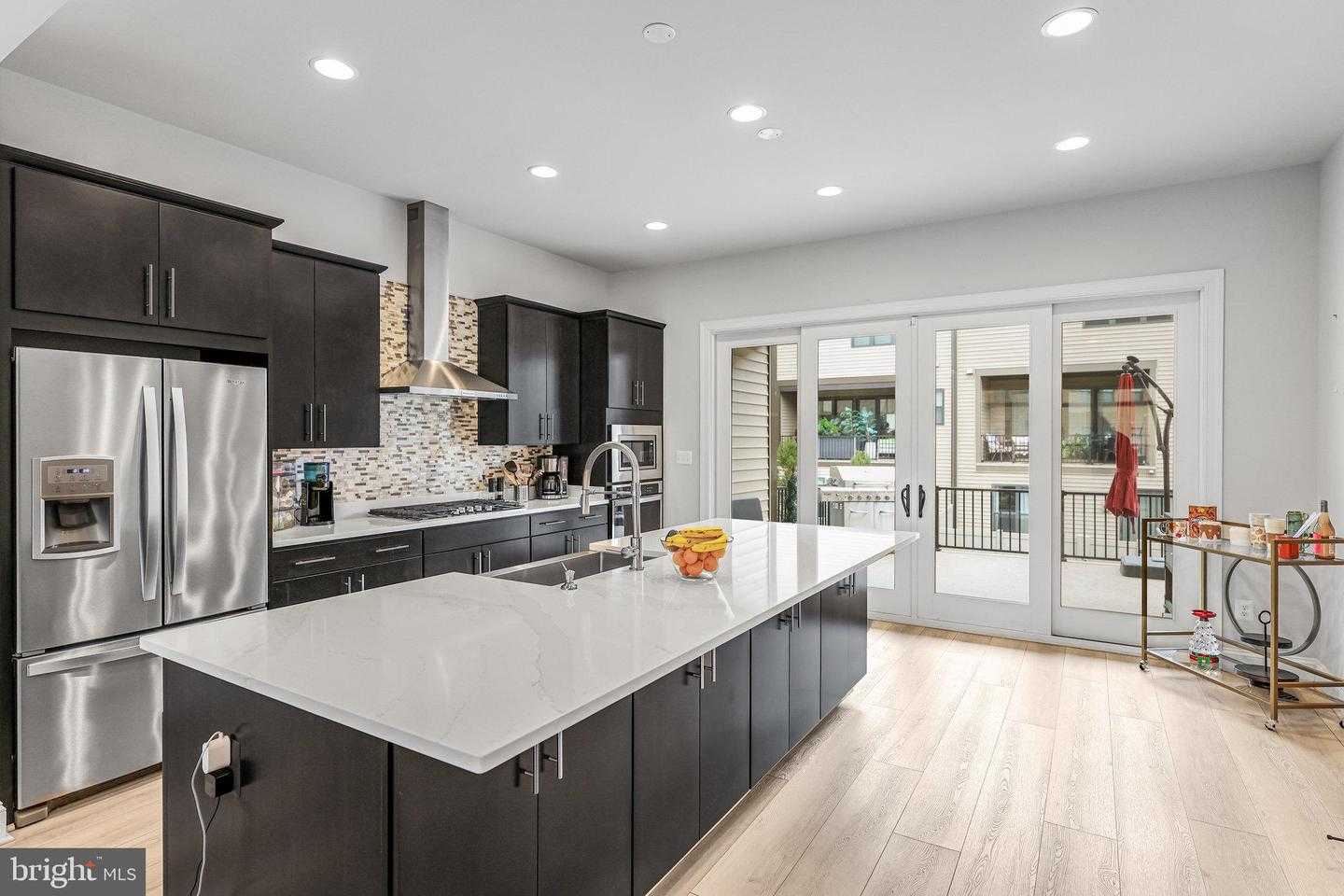 12307 W OAKS DRIVE Fairfax Virginia United States, for Sale, residential, Kamalia  Emerson, Samson Properties