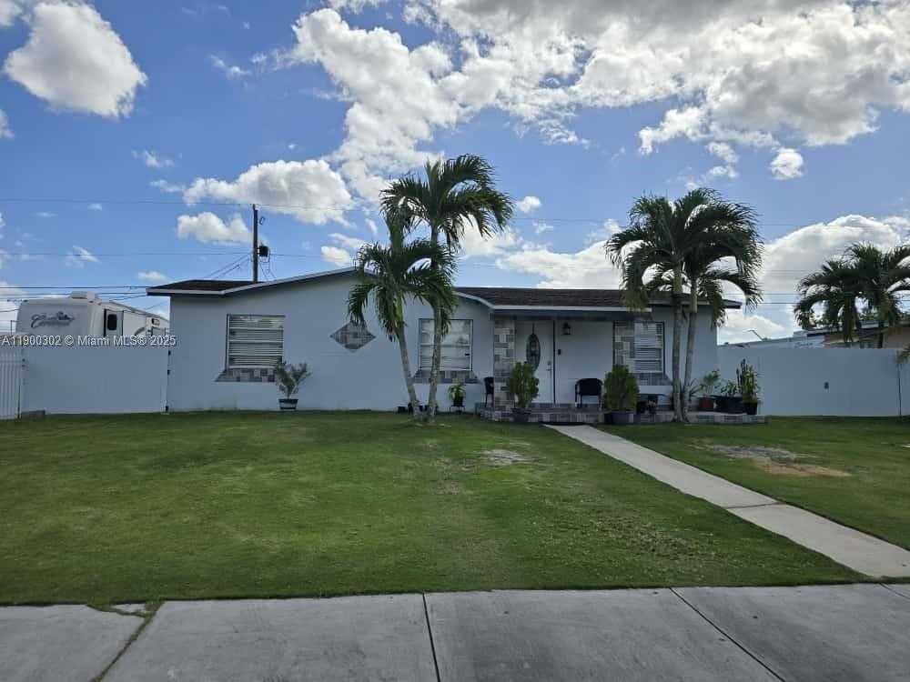 12530 SW 185th St Miami Florida United States, Sale Pending, residential, , One Stop Realty - Miami