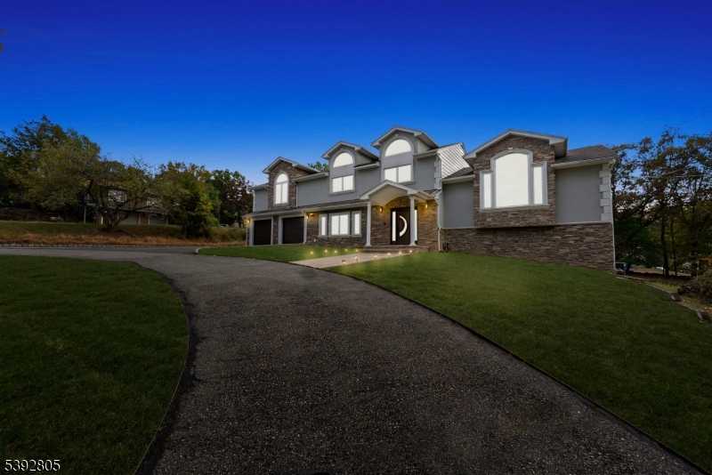 186 Francisco Ave Little Falls Twp. New Jersey United States, for Sale, residential, Jill Savva, Century 21 Cedarcrest Realty