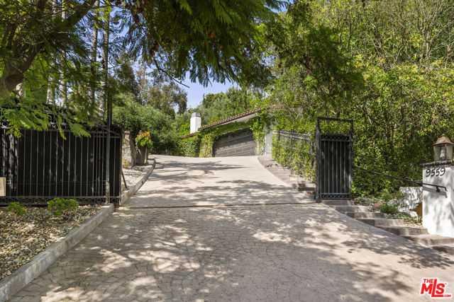 9559 Sherwood Forest Lane Beverly Hills California United States, for Rent, residential, LAURENT   BERTET, Bertet Investment Group LLC