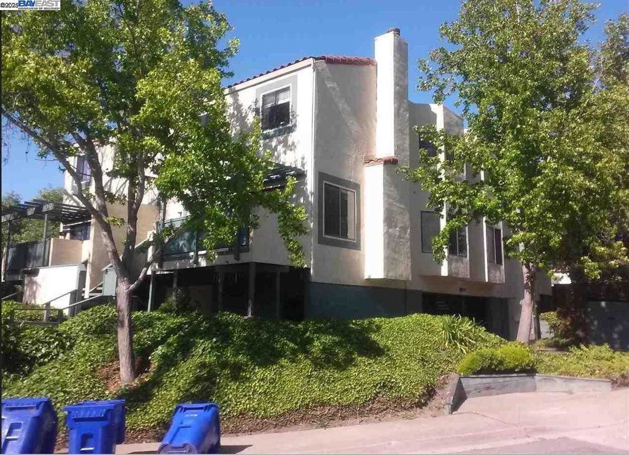 1704 Dalessi Dr Pinole California United States, for Sale, residential,  , LeBon Real Estate, Inc.