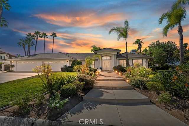 1042 Coronet Riverside California United States, for Sale, residential, Jennifer Singh, InCom Brokerage Example