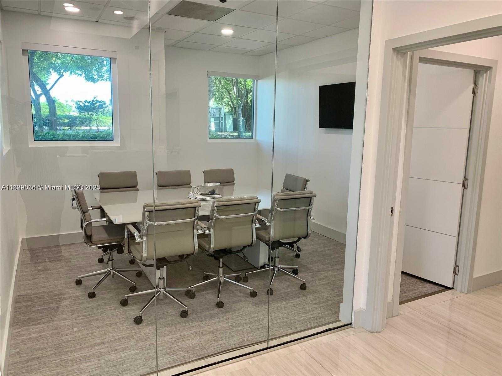 17100 Royal Palm Blvd  APT 1 Weston Florida United States, for Lease, commercial, Radmila Mandel, Florida Sky Realty Group