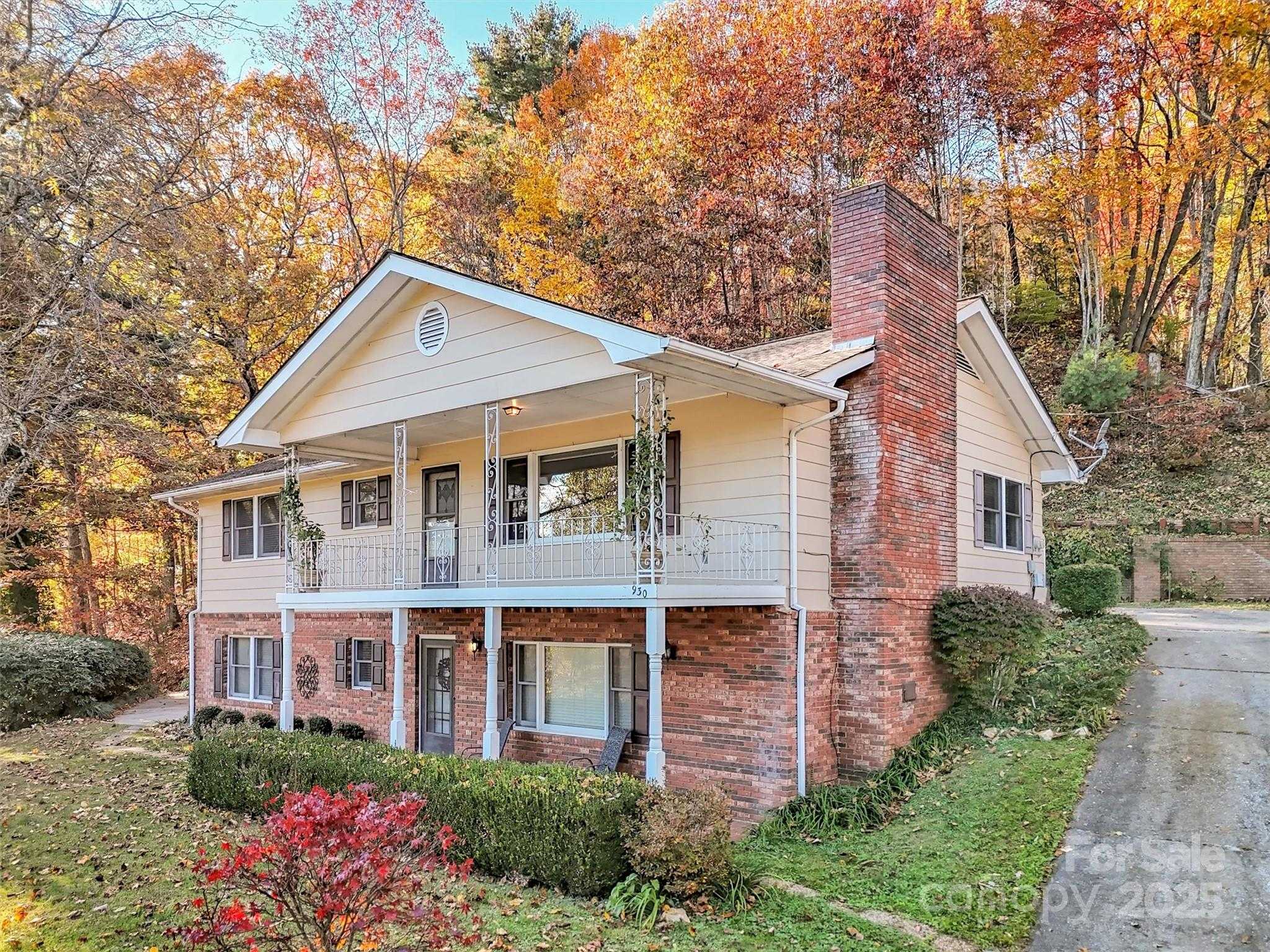 930 Scenic Circle Waynesville North Carolina United States, for Sale, residential, Jaci Reynolds, RE/MAX Executive