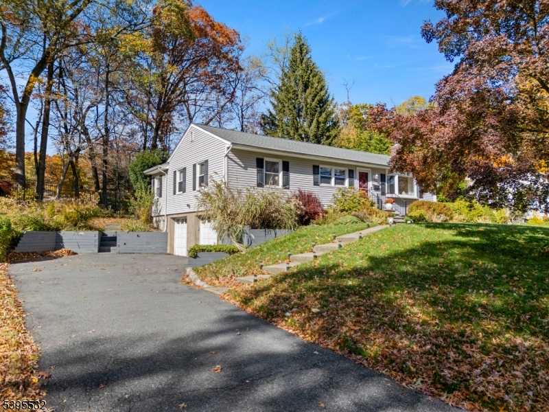 35 Ferncliff Rd Parsippany-troy Hills Twp. New Jersey United States, for Sale, residential, Jill Savva, Century 21 Cedarcrest Realty