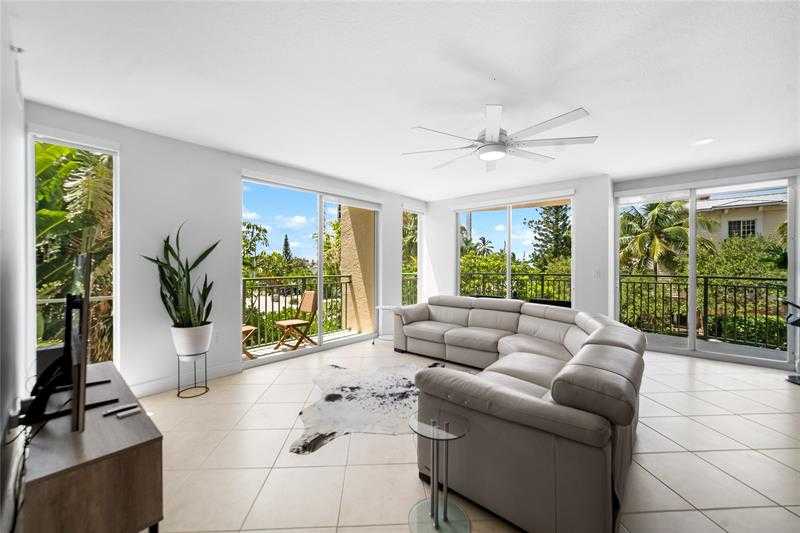 3210 NE 5th Street NE APT 203 Pompano Beach Florida United States, for Sale, residential, Heike Drewniok, Fort Lauderdale Real Estate