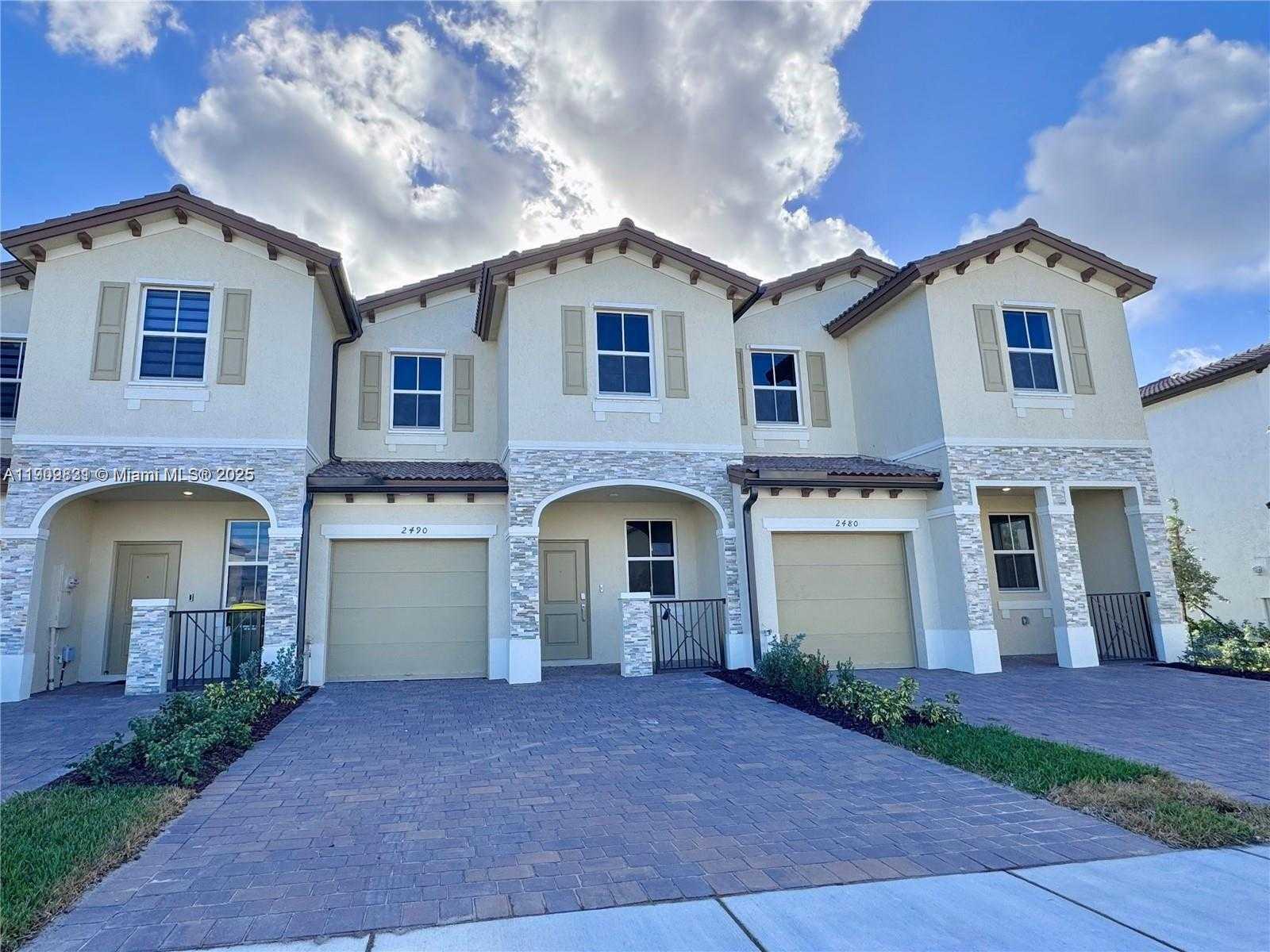 2490 SE 29th St  APT 2490 Homestead Florida United States, for Rent, residential,  , Phoenix Realtors LLC