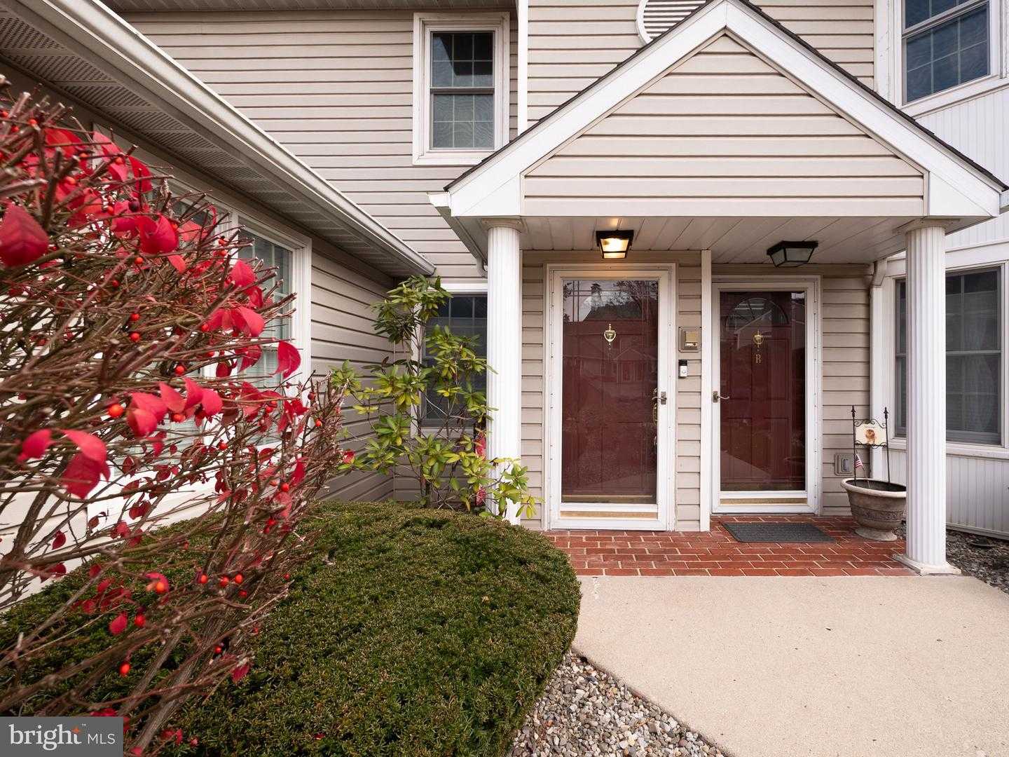 3217 GARFIELD AVENUE APT E Reading Pennsylvania United States, for Sale, residential, Lori Guthier, Iron Valley Real Estate of Berks