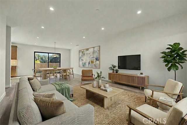 4208 New York Ave La Crescenta California United States, for Sale, residential, Seta Rostomian, Berkshire Hathaway HomeService Crest Real Estate