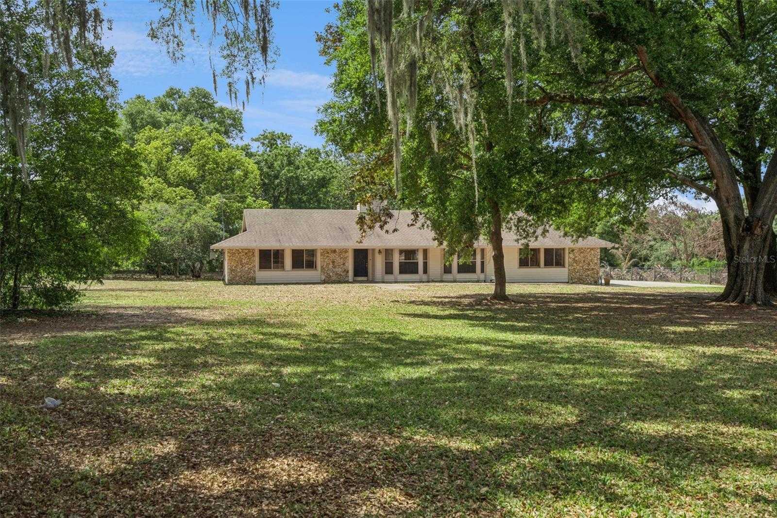 624 HULL ISLAND DRIVE Oakland Florida United States, for Sale, residential, Zaira Mejia, Spaces & Styles Group