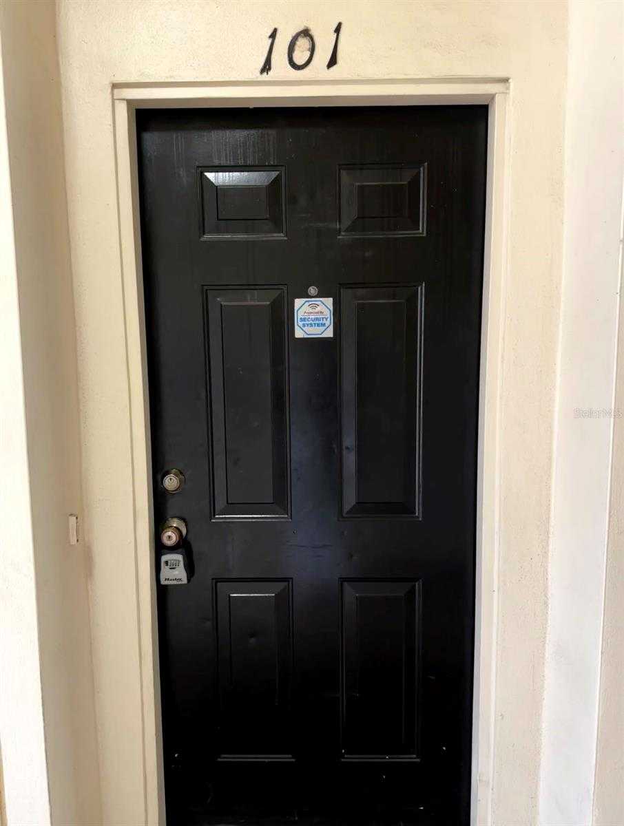 6451 OLD PARK LANE APT 101 Orlando Florida United States, for Rent, residential,  , Florida Top Realty