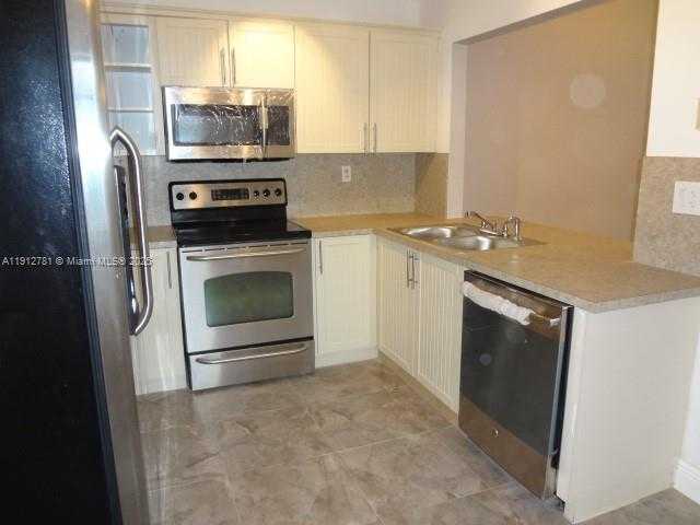 452 NE 210th Circle Ter  APT 2037 Miami Florida United States, for Rent, residential, Sandra Benkahla, The 305 Agency