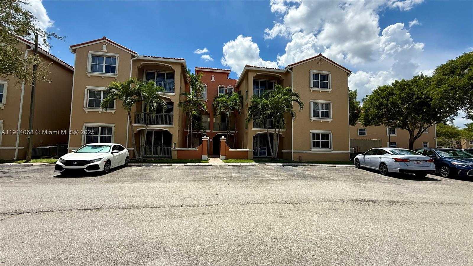 6320 NW 114th Ave  APT 1223 Doral Florida United States, for Rent, residential, Roberto Villasmil, Interinvestments Realty, Inc.