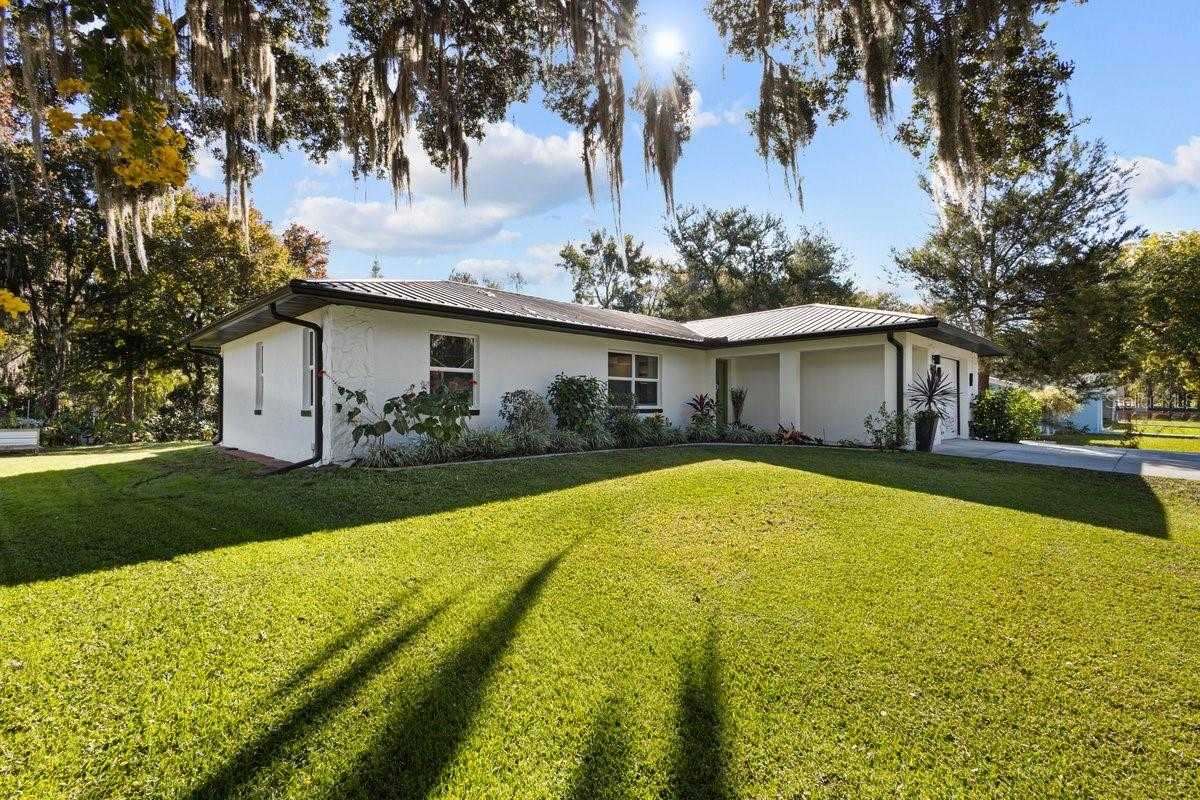 157 PALM STREET Inglis Florida United States, Sale Pending, residential,  , The Mount Dora Group 
