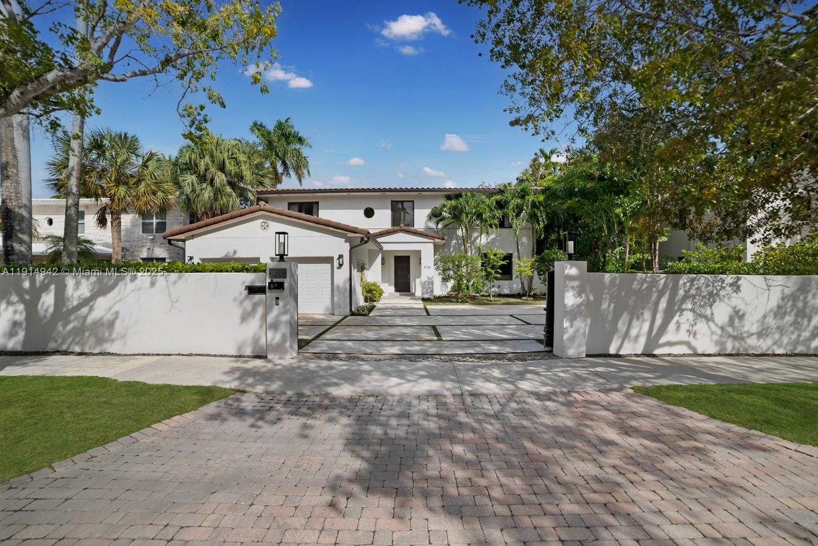 5735 N Bay Rd Miami Beach Florida United States, for Sale, residential,  , Phoenix Realtors LLC