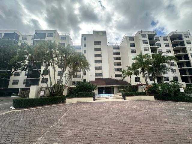 105 Lake Emerald Drive APT 810 Oakland Park Florida United States, for Sale, residential, Jack  Watlington, Fidelity Realty Advisors Brokerage *