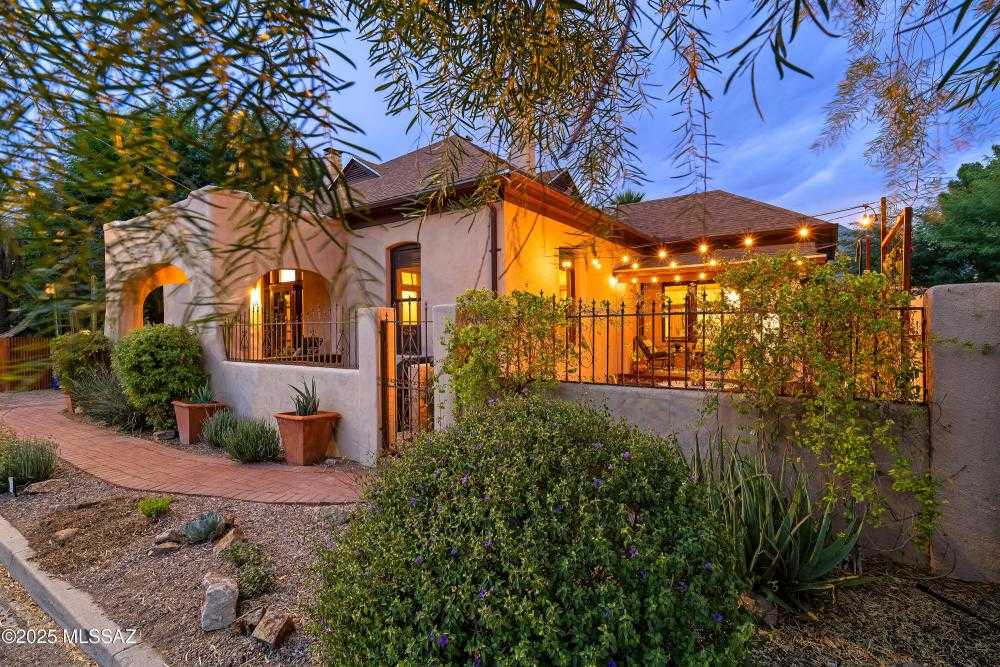 230 Herbert Avenue Tucson Arizona United States, for Sale, residential, Aaron Lieberman, TIERRA ANTIGUA REALTY