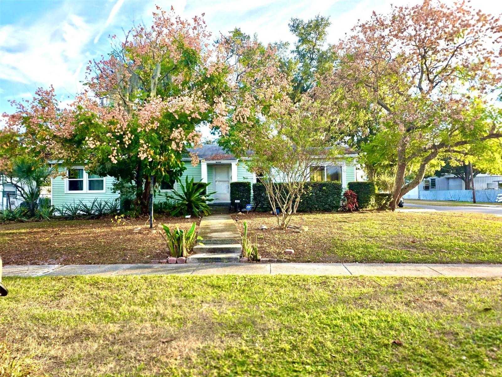 1403 FERN PLACE Lakeland Florida United States, for Sale, residential,  ,  Real Estate Brokerage & Consultation, Inc