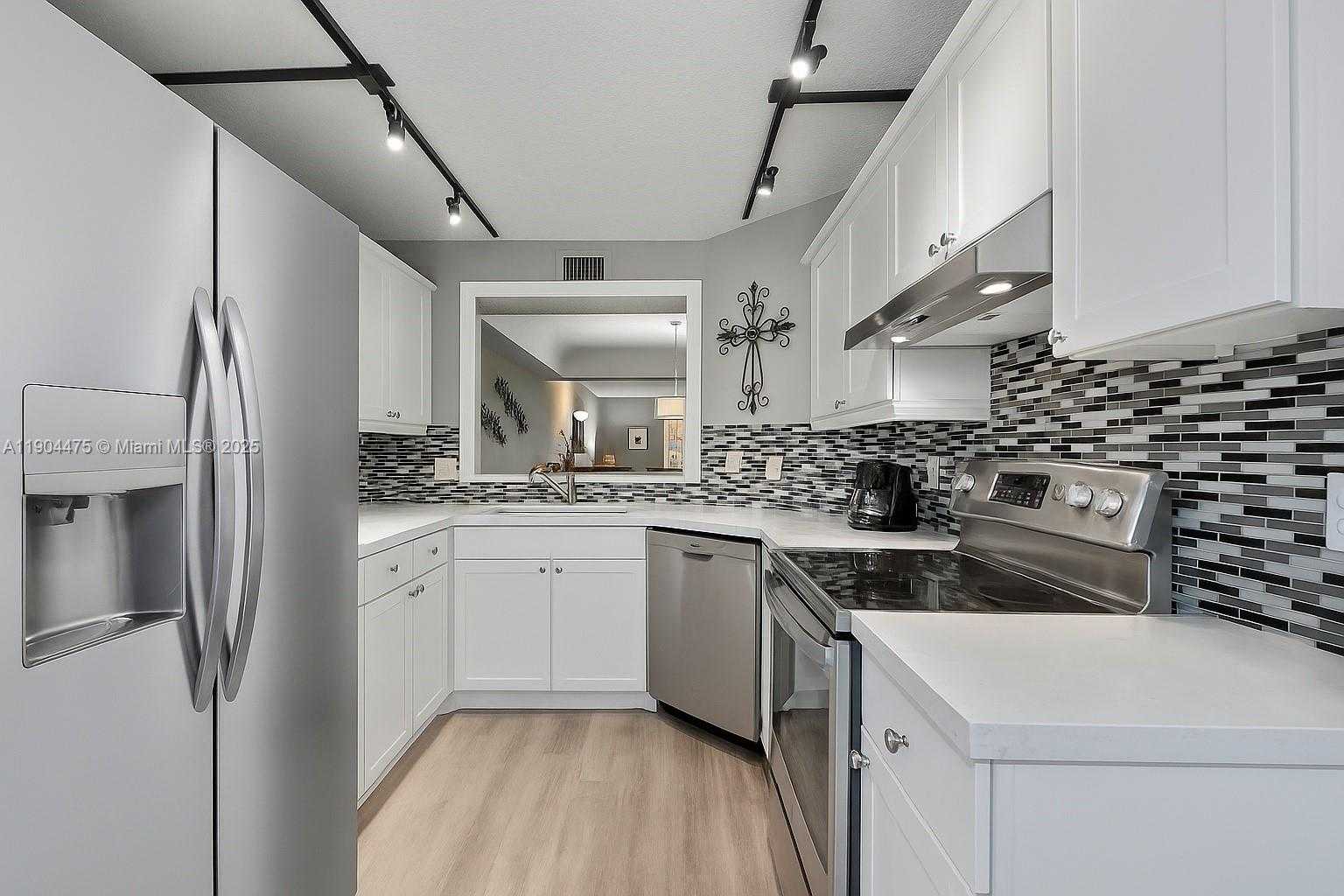 23249 N Barwood Ln N  APT 102 Boca Raton Florida United States, for Sale, residential, Pierre J Denis, Realty 100