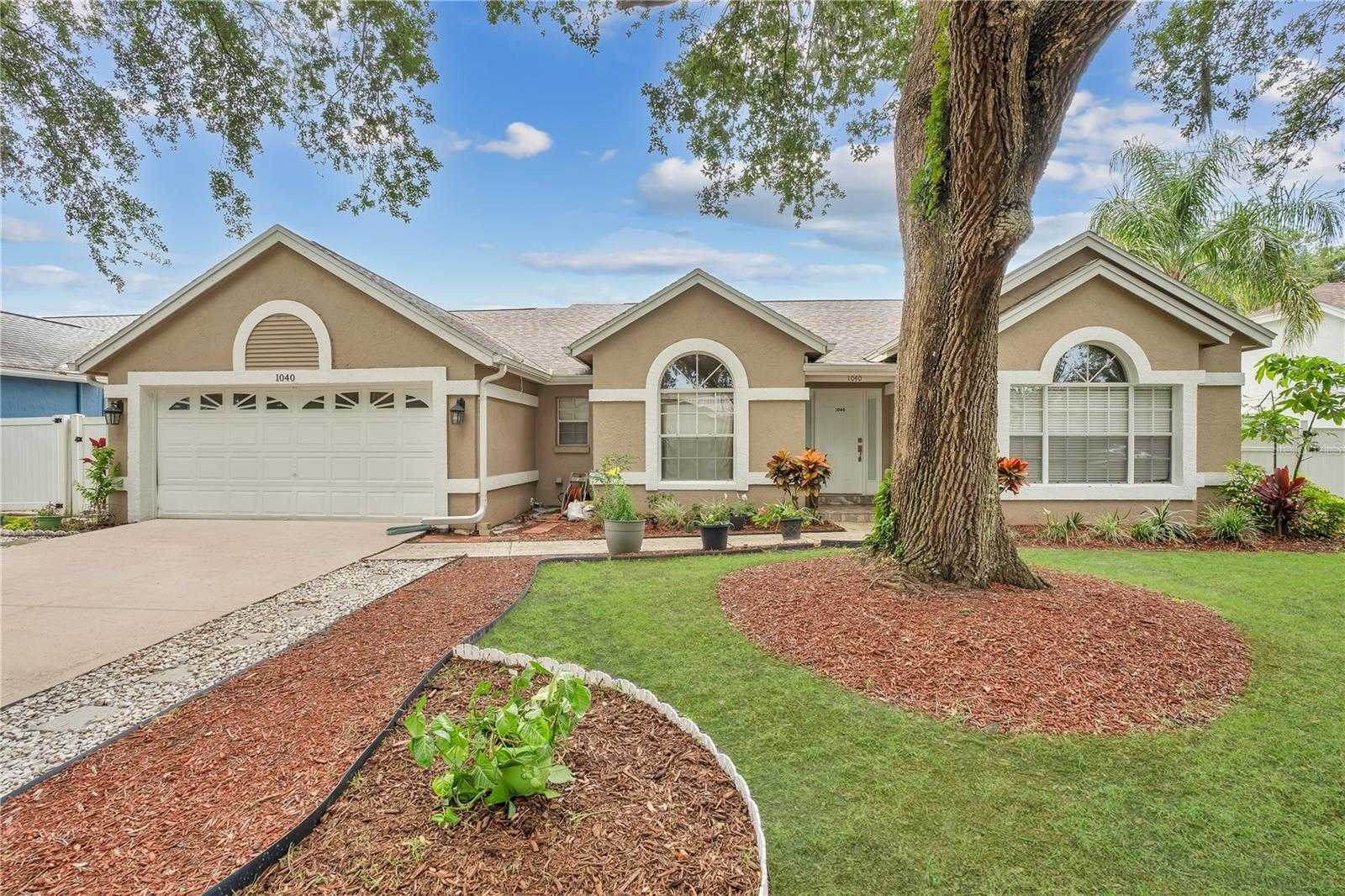 1040 BIG OAKS BOULEVARD Oviedo Florida United States, for Sale, residential, Fritz Wardlow, HomeSmart