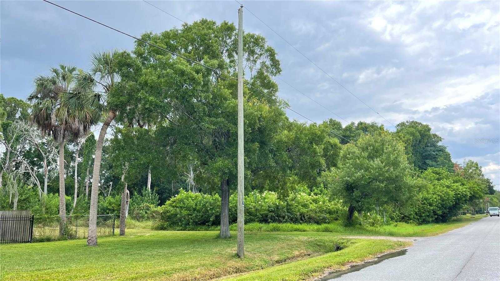 9461 W NORFOLK STREET Tampa Florida United States, for Sale, commercial, Sunny Sidhu, RE/MAX Premier Group