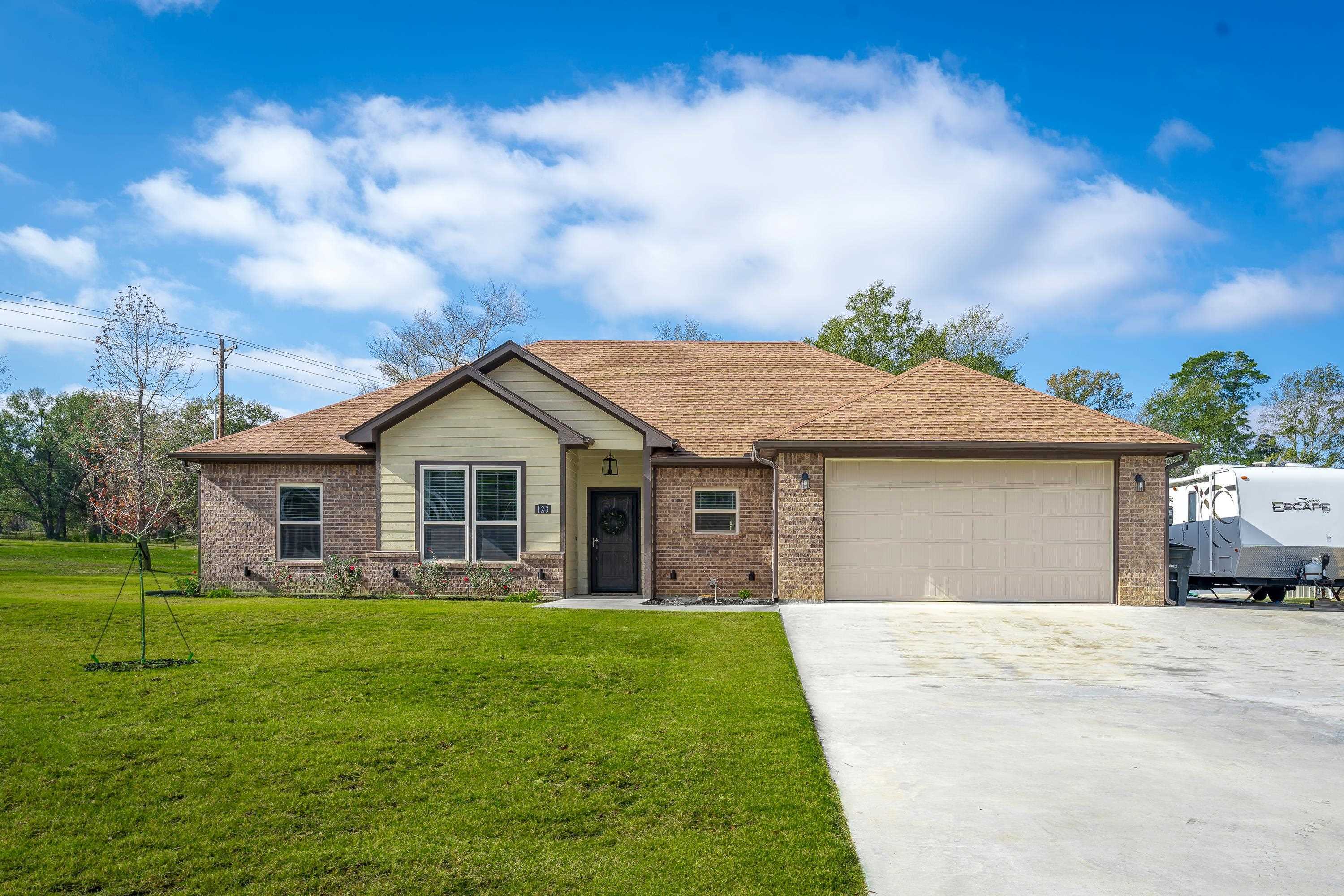 123 PR 1117 Gilmer Texas United States, for Sale, residential, Dona  Willett, Summers Cook & CO.