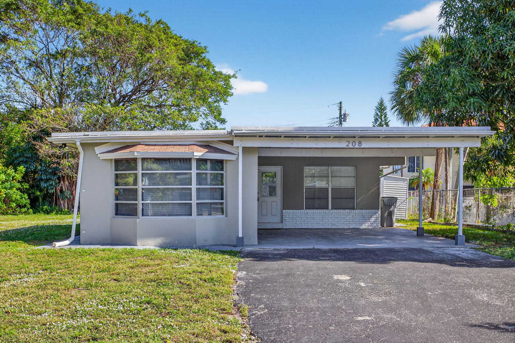 208 NE 14th Avenue Pompano Beach Florida United States, for Sale, residential, Lisa Feltrinelli, Incom Subscriber Office