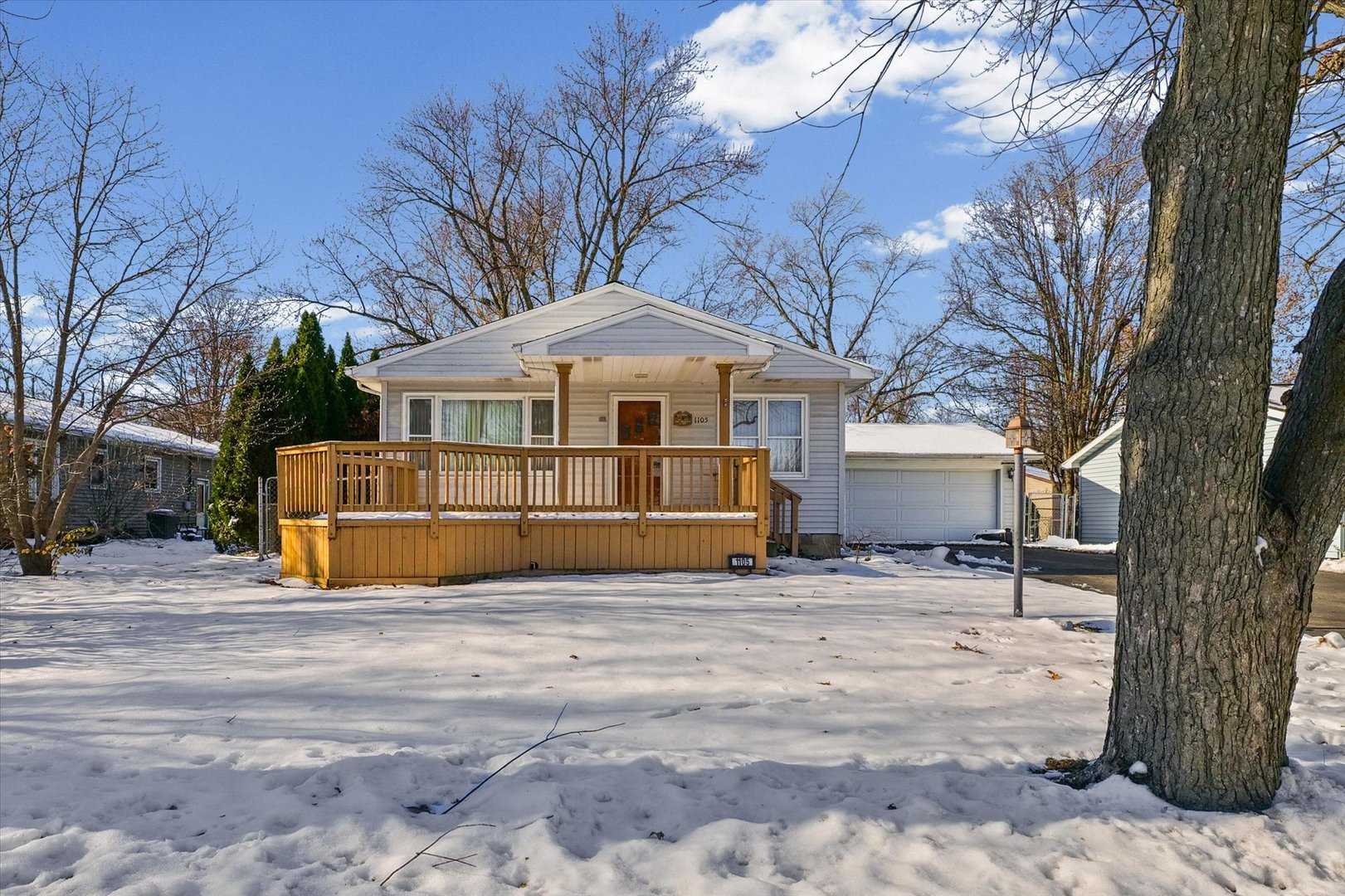 1105 S Kinch Street Urbana Illinois United States, for Sale, residential, Jeffrey Barkstall, Heartland Real Estate Of Central Illinois, Inc.