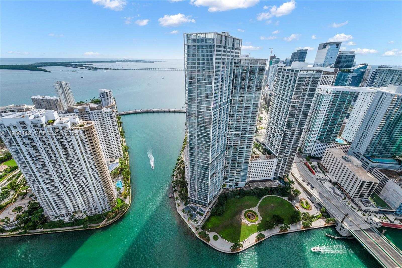 300 Biscayne Boulevard Way  APT 5104C Miami Florida United States, for Rent, residential, Sandra Benkahla, The 305 Agency