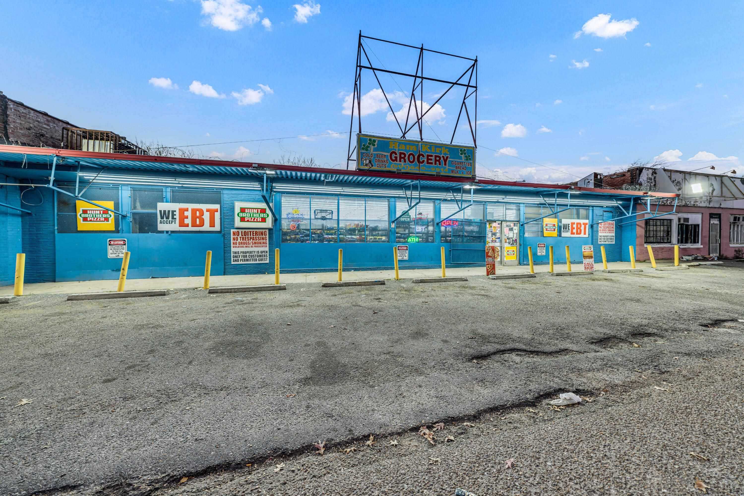 1433 ELVIS PRESLEY BLVD Memphis Tennessee United States, for Sale, commercial, Verna Littleton, Fast Track Realty