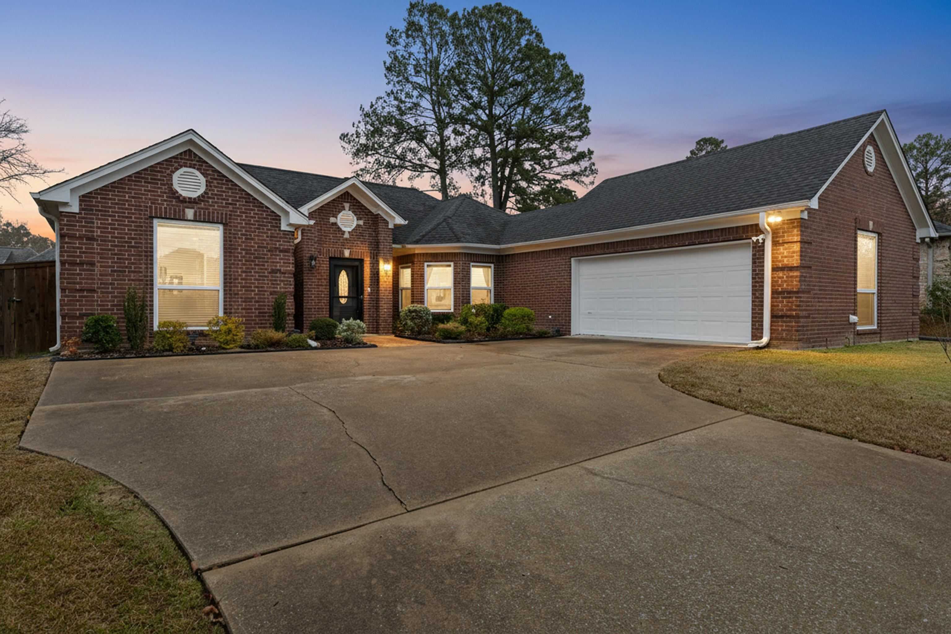 3822 Fern Ridge Longview Texas United States, for Sale, residential,  , Drake Chapman Real Estate, Brokerage