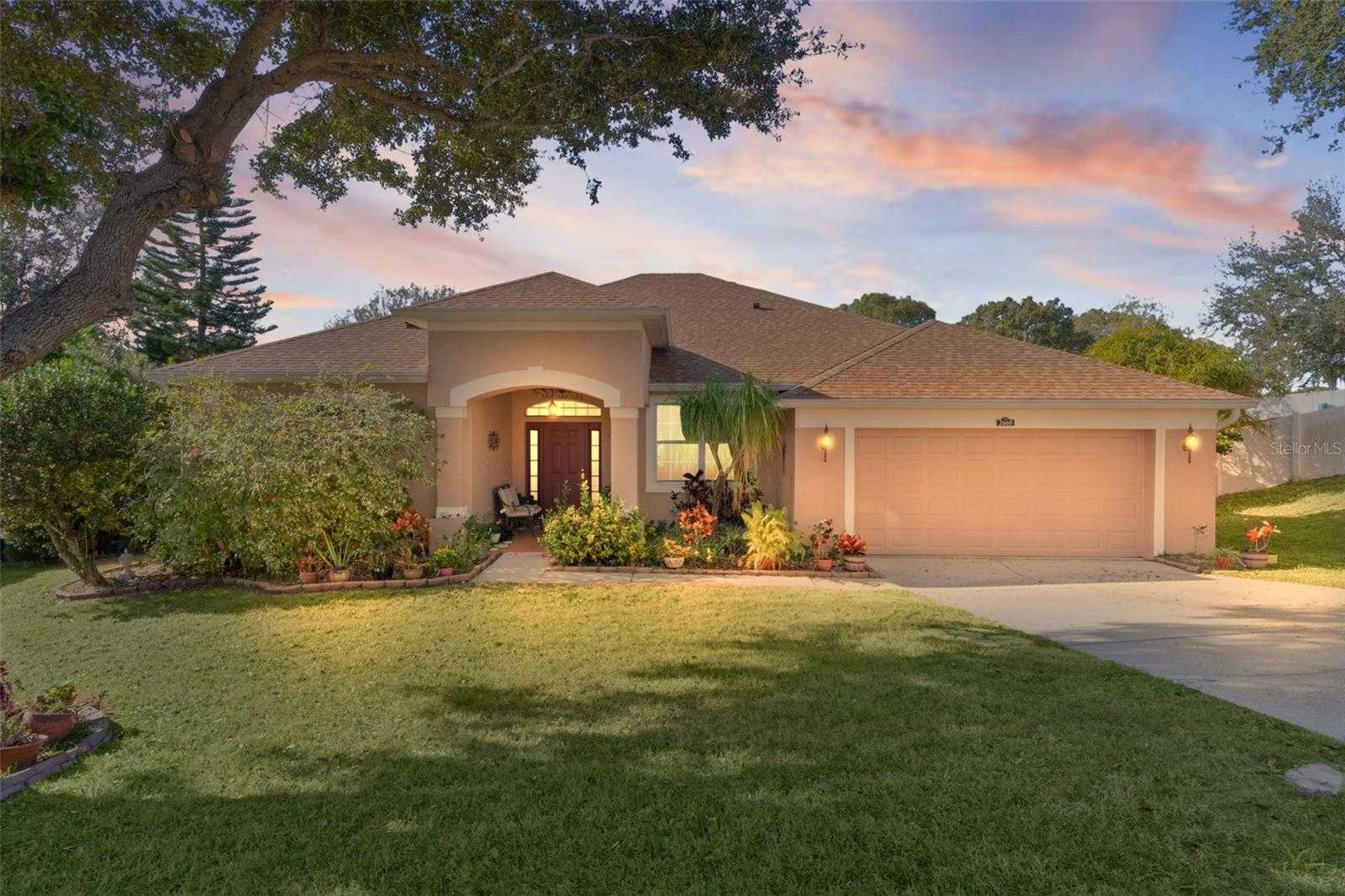 2660 LEDGEMONT COURT Clermont Florida United States, for Sale, residential, Zaira Mejia, Spaces & Styles Group