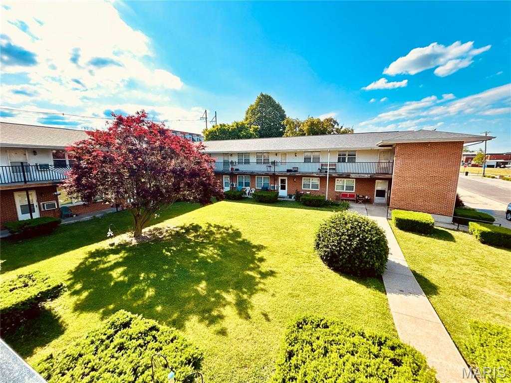 207 Main Street Louisiana Missouri United States, for Sale, commercial, , Juncture Real Estate