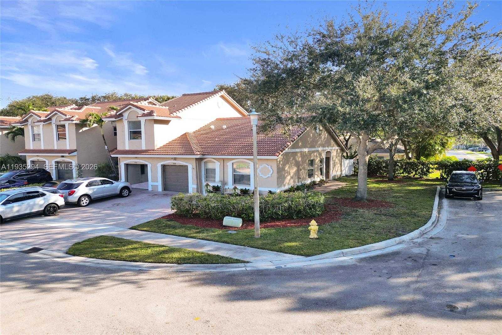 9088 NW 54th St  APT 9088 Sunrise Florida United States, for Sale, residential, Pierre J Denis, Realty 100